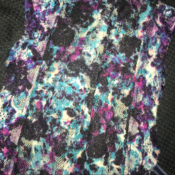 Kimchi Blue Bandeau XS NWT Urban Outfitters Lace - Picture 2 of 4